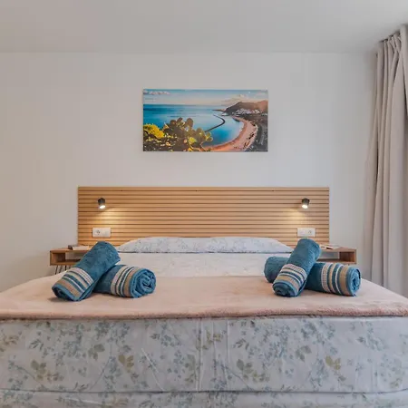 Luxury Quasar Sea View In Olimpia Lägenhet