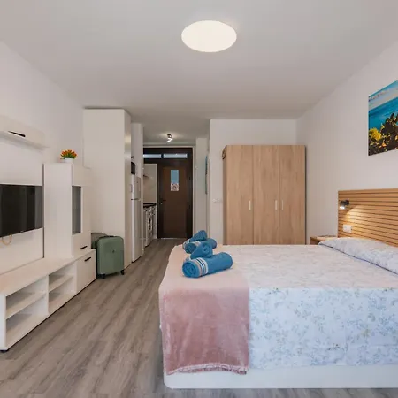 Lägenhet Luxury Quasar Sea View In Olimpia