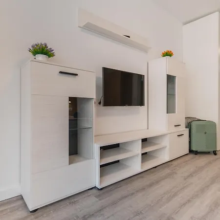 Lägenhet Luxury Quasar Sea View In Olimpia *